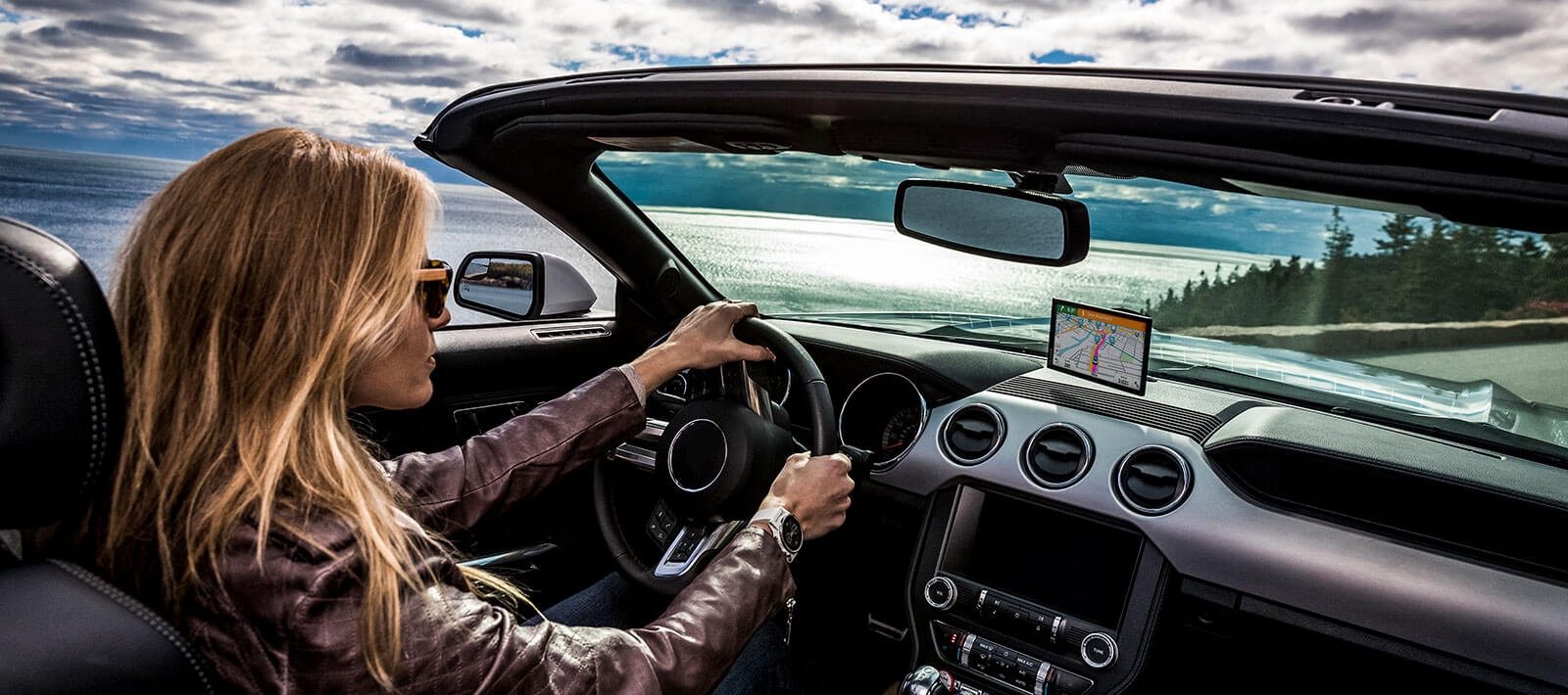 Garmin DriveTM51 - Dedicated GPS Navigator with Driver Alerts