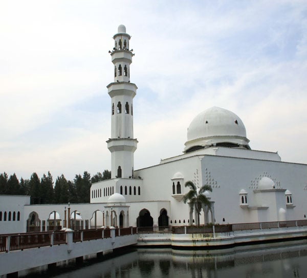 Floating Mosque (Masjid Tengku Tengah Zaharah)