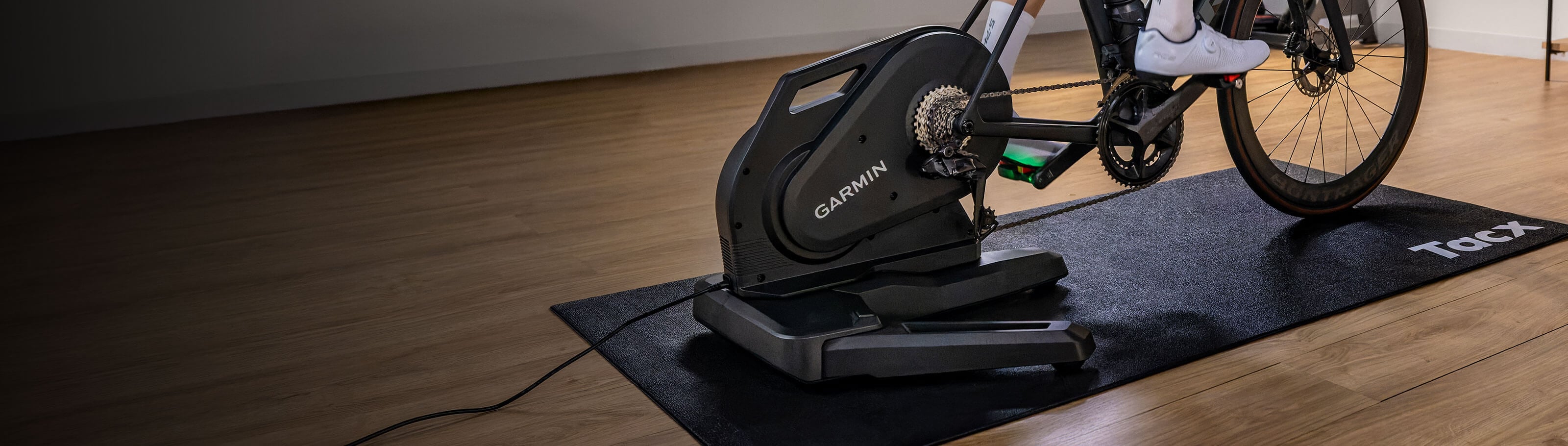 TACX NĒRA - Powerful smart trainer