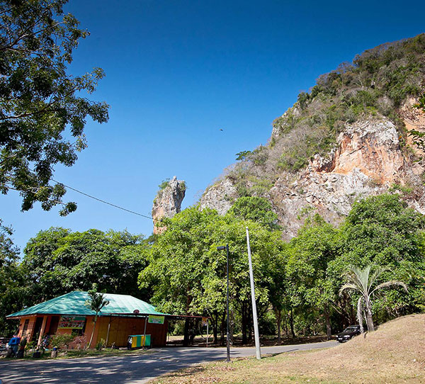 Gunung Keriang (Crystal Hill)